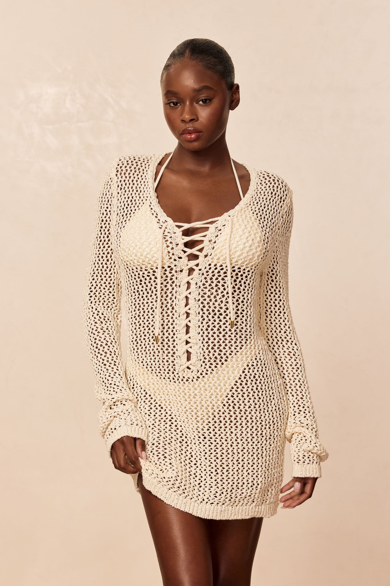 Alternative view of Ivory Petit Crochet / P